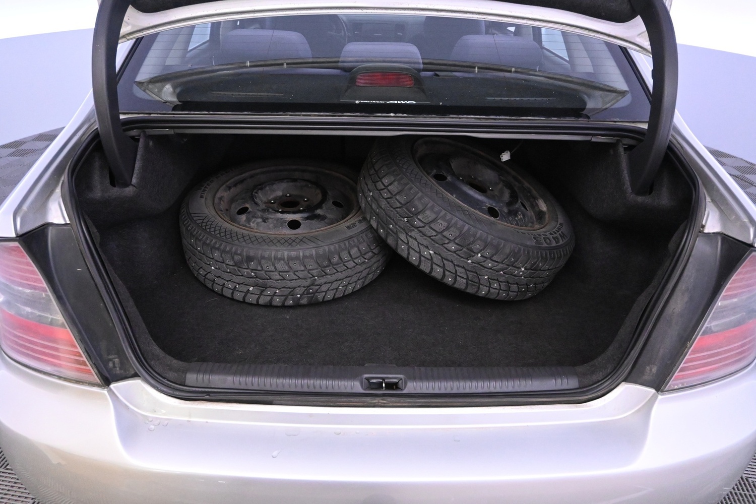 Subaru Legacy vaihtoauto