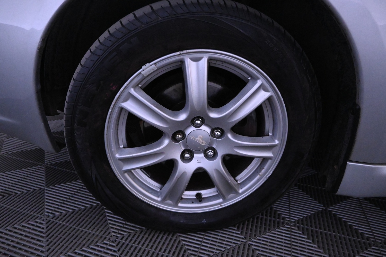 Subaru Legacy vaihtoauto