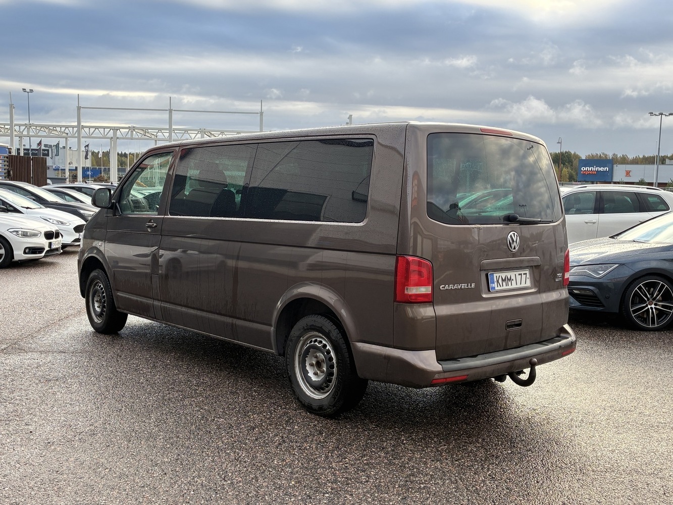 Volkswagen Caravelle vaihtoauto
