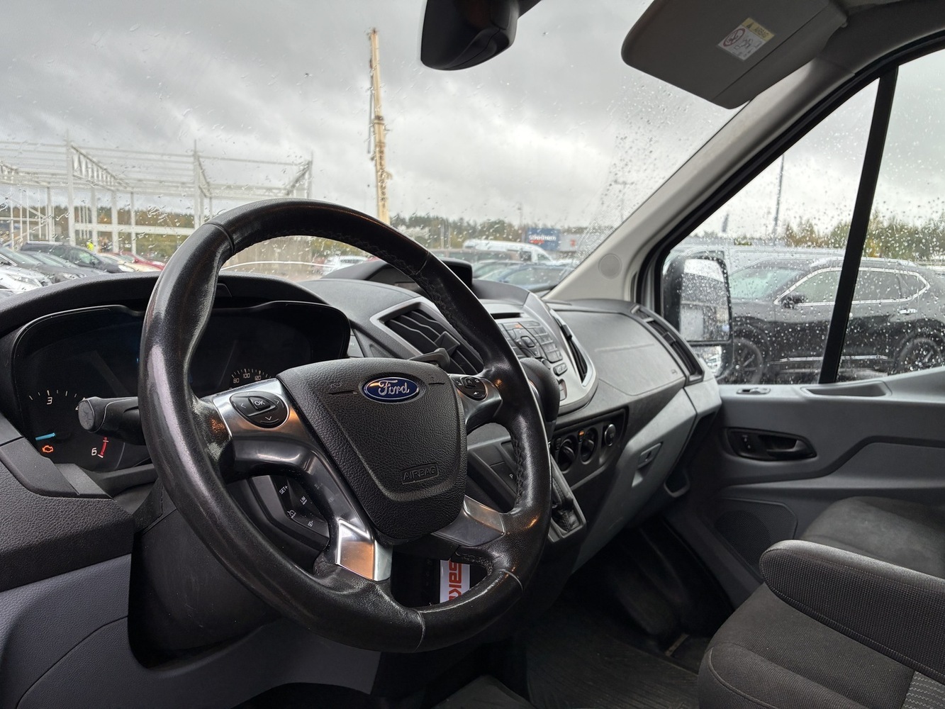 Ford Transit vaihtoauto