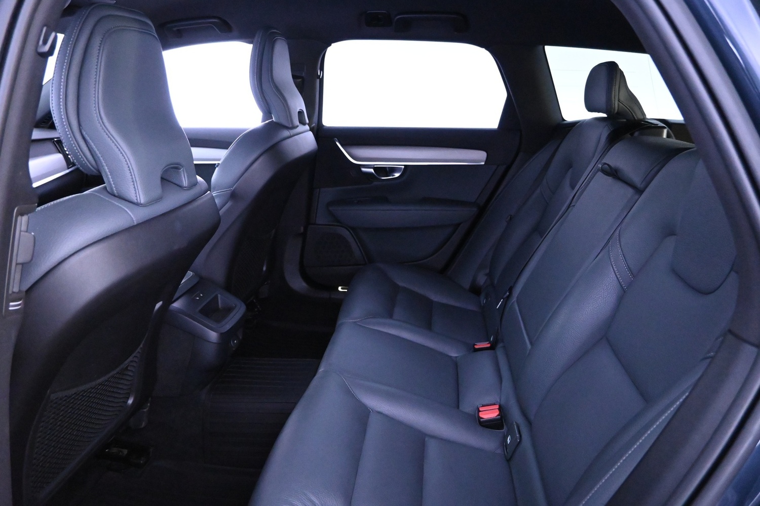 Volvo V90 Cross Country vaihtoauto