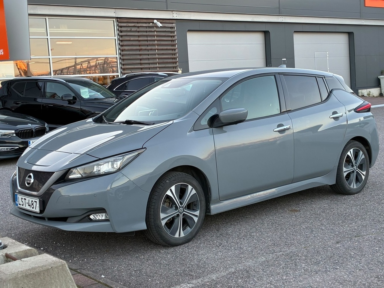 Nissan Leaf vaihtoauto