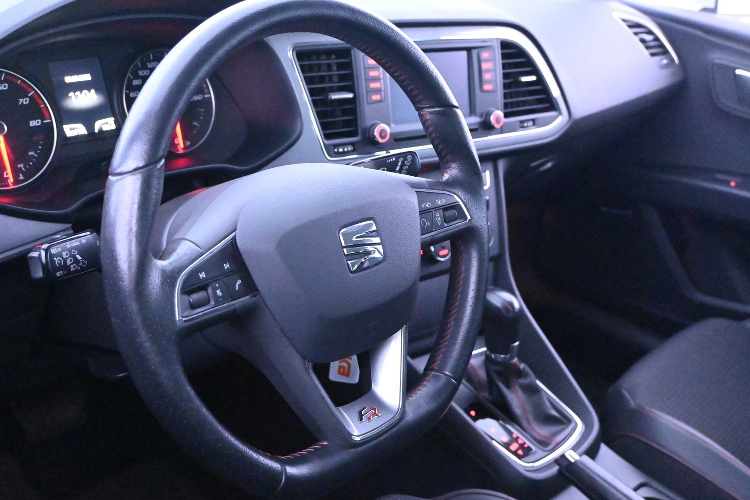 SEAT Leon vaihtoauto