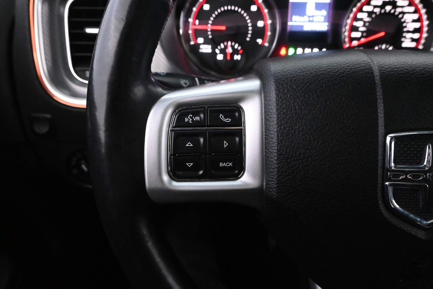 Dodge Charger vaihtoauto