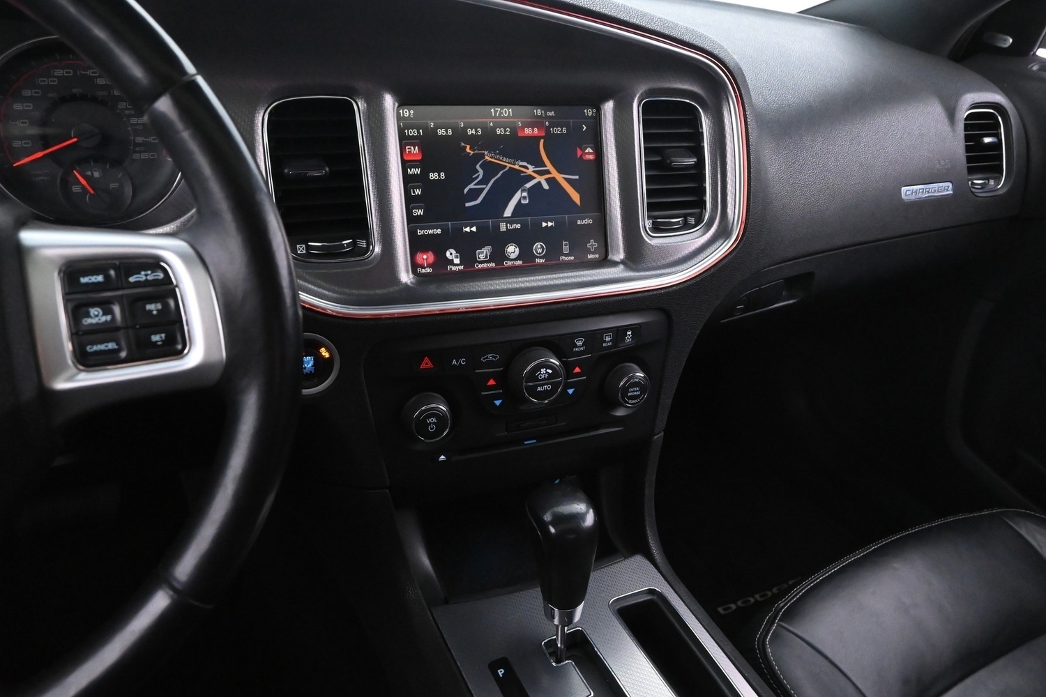 Dodge Charger vaihtoauto