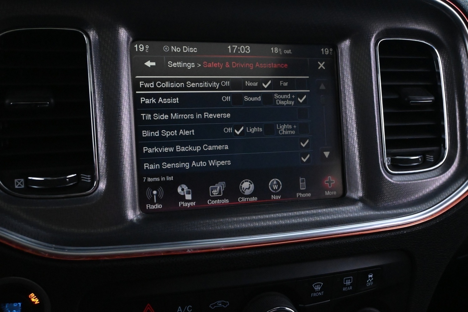 Dodge Charger vaihtoauto