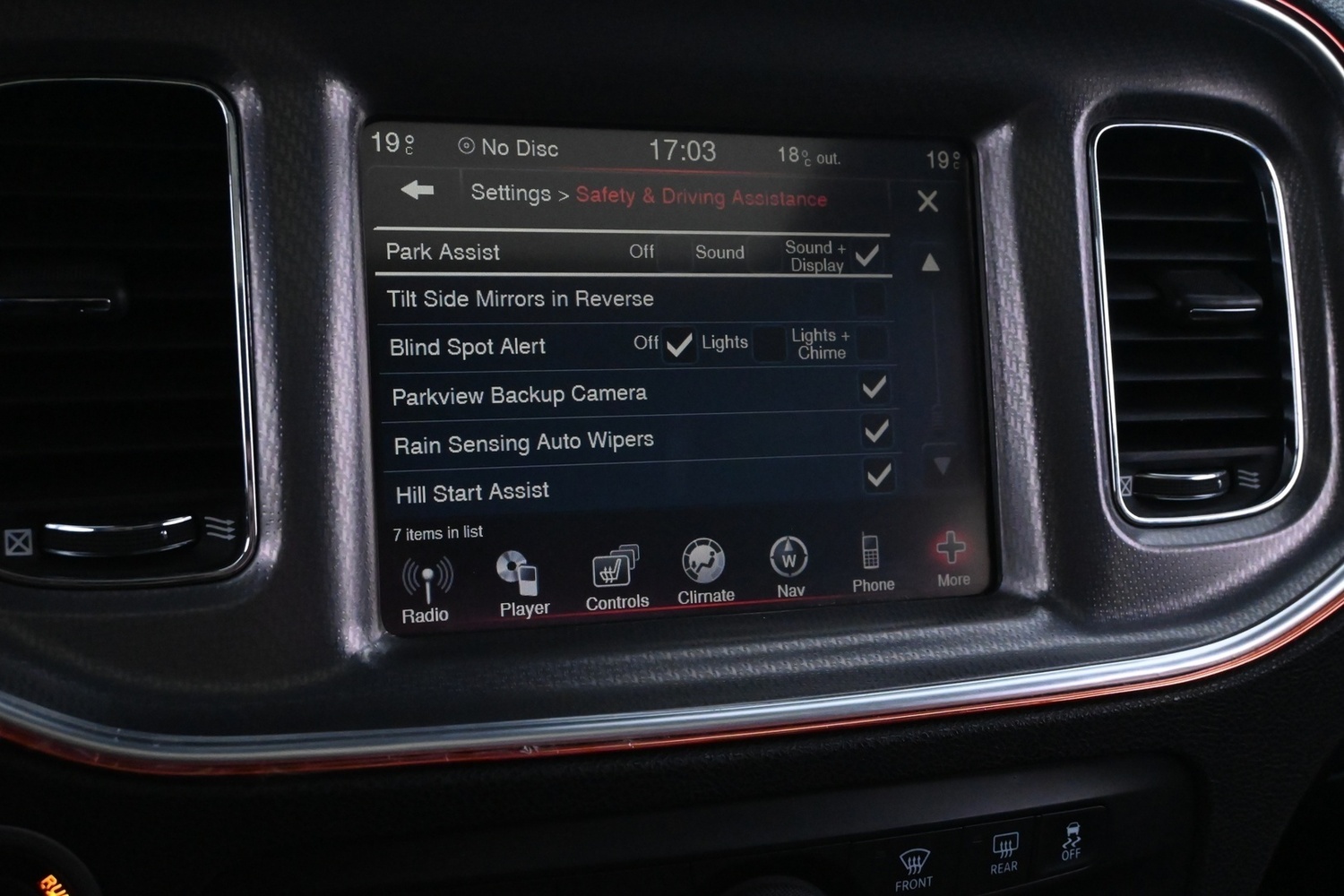 Dodge Charger vaihtoauto