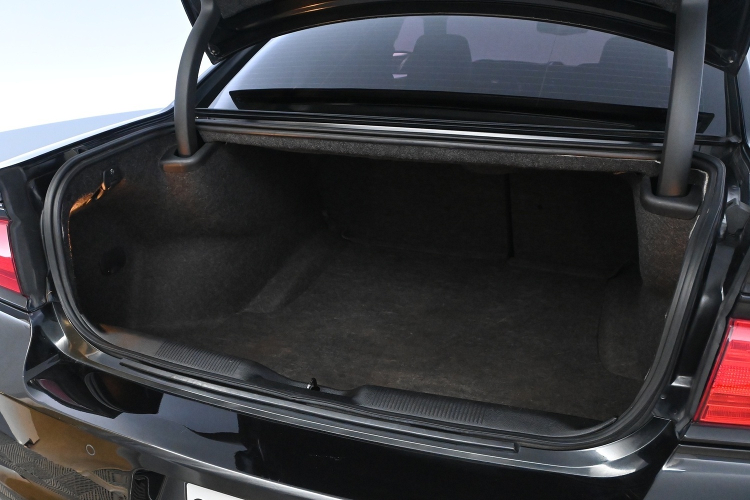Dodge Charger vaihtoauto
