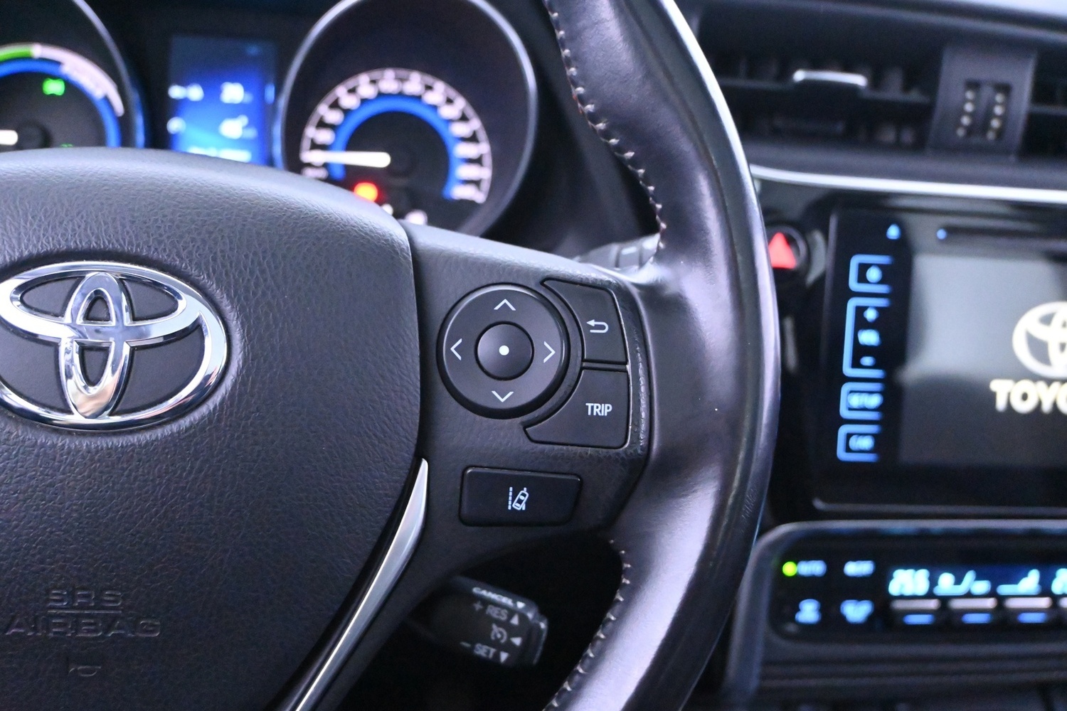 Toyota Auris vaihtoauto