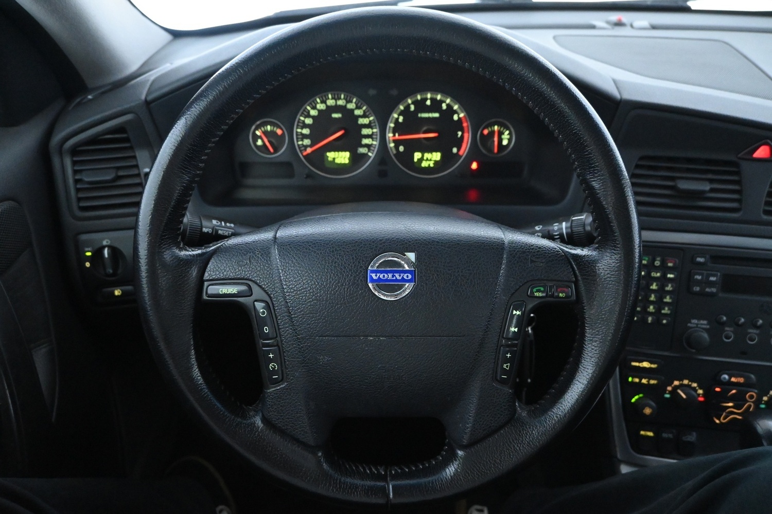 Volvo V70 vaihtoauto