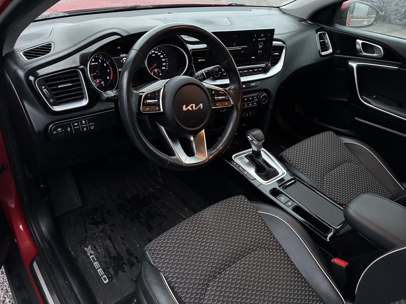Kia XCeed vaihtoauto