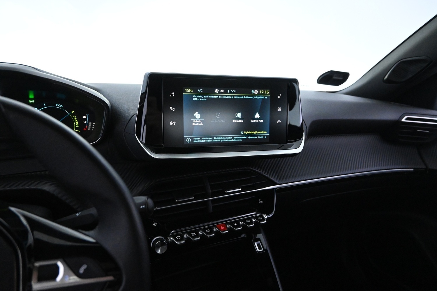 Peugeot e-2008 vaihtoauto