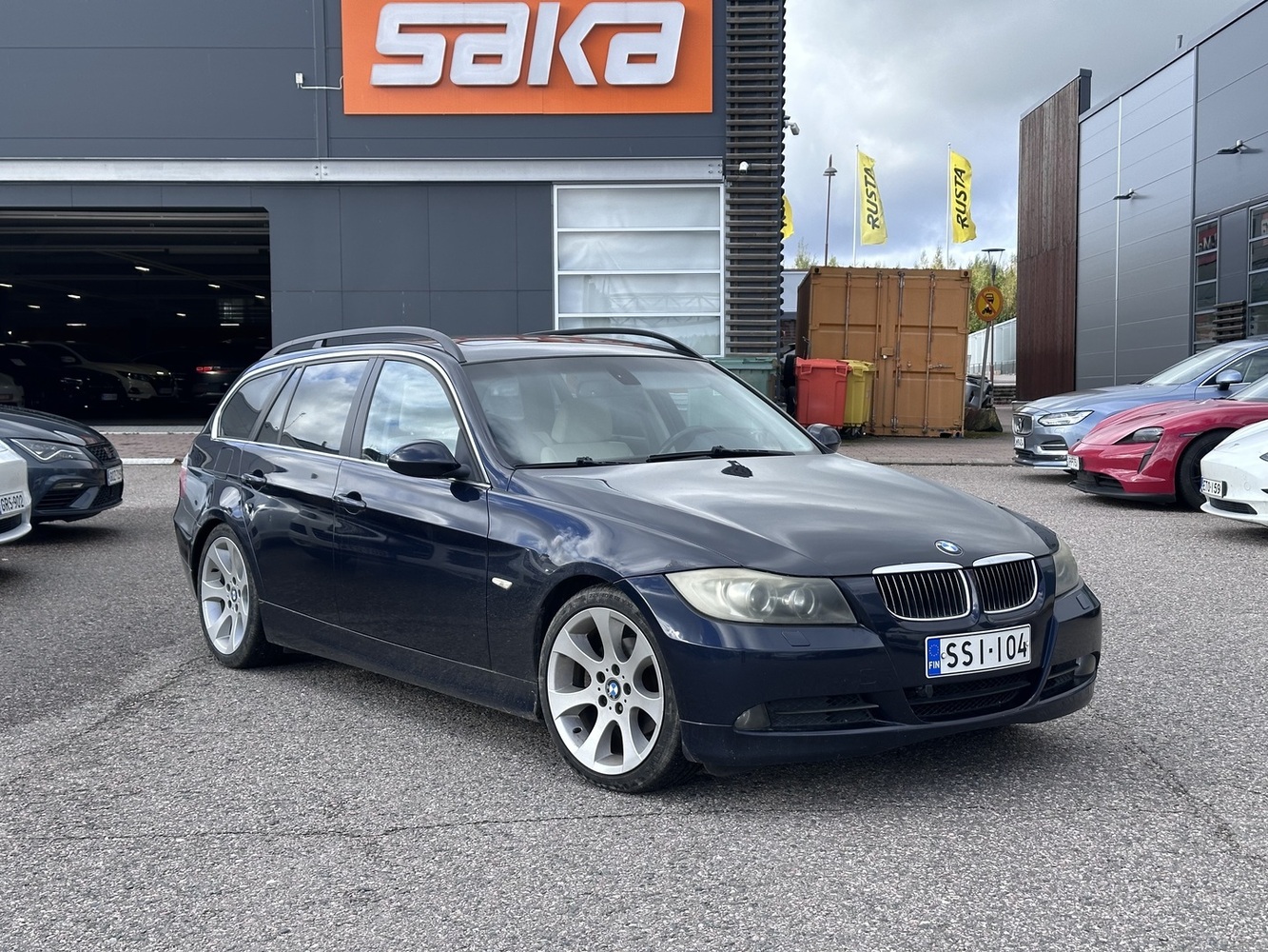 BMW 325 vaihtoauto