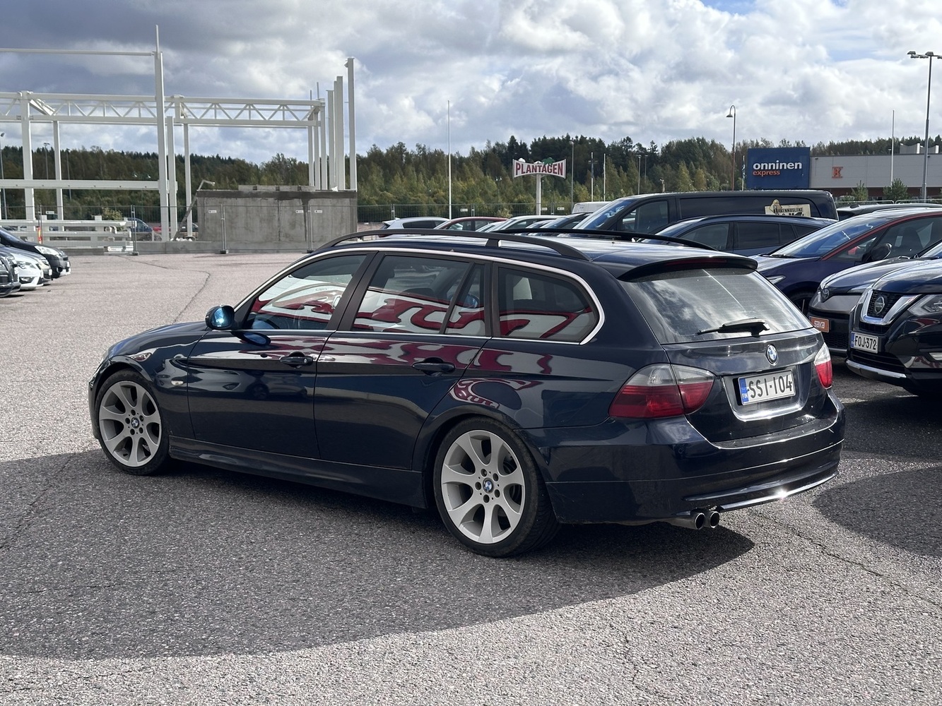 BMW 325 vaihtoauto