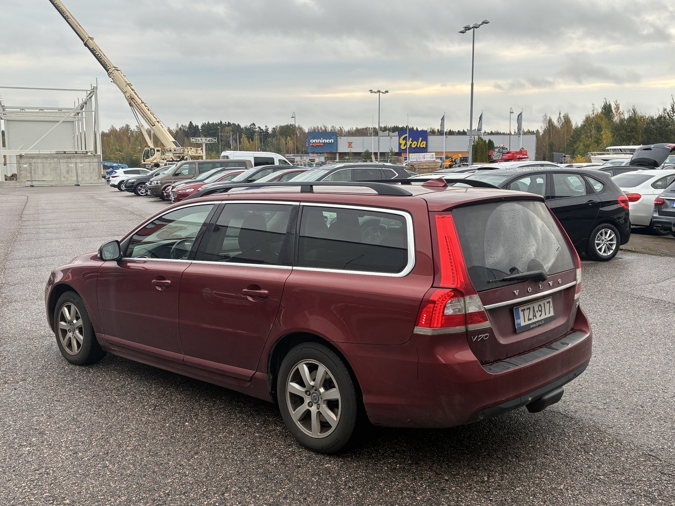 Volvo V70 vaihtoauto
