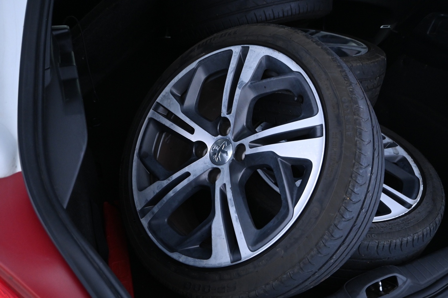 Peugeot 208 vaihtoauto
