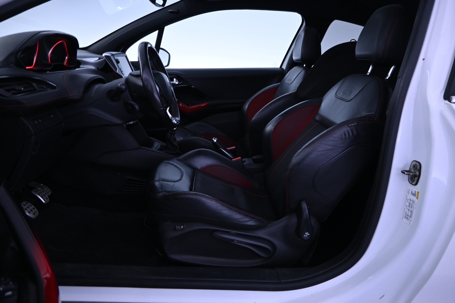 Peugeot 208 vaihtoauto
