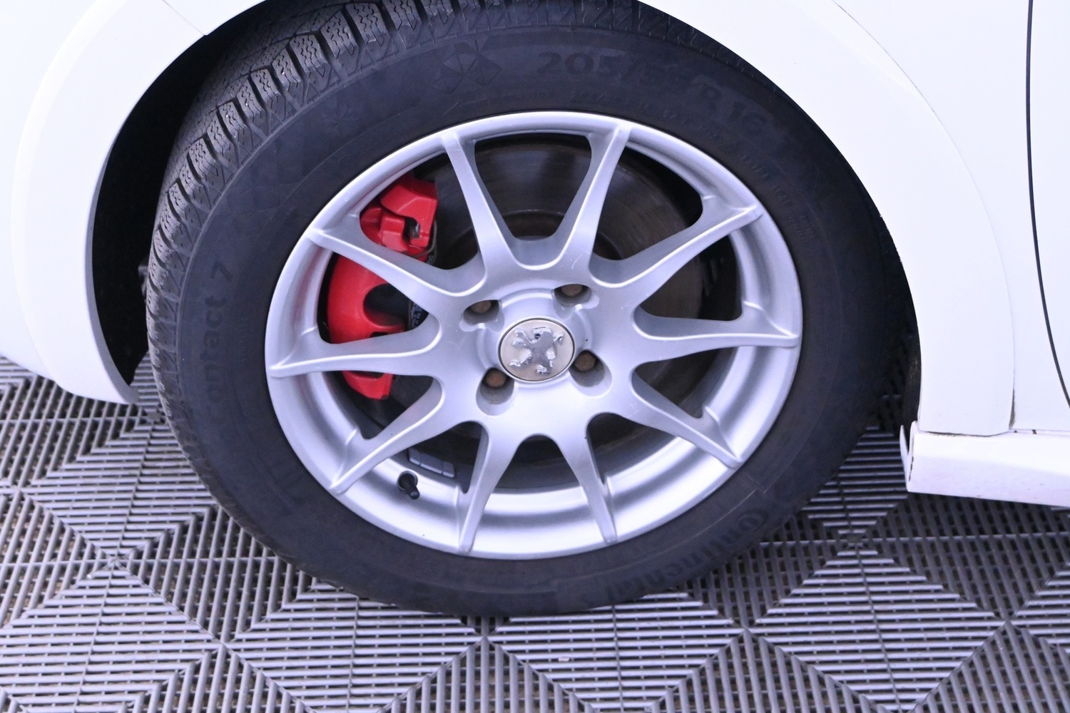 Peugeot 208 vaihtoauto