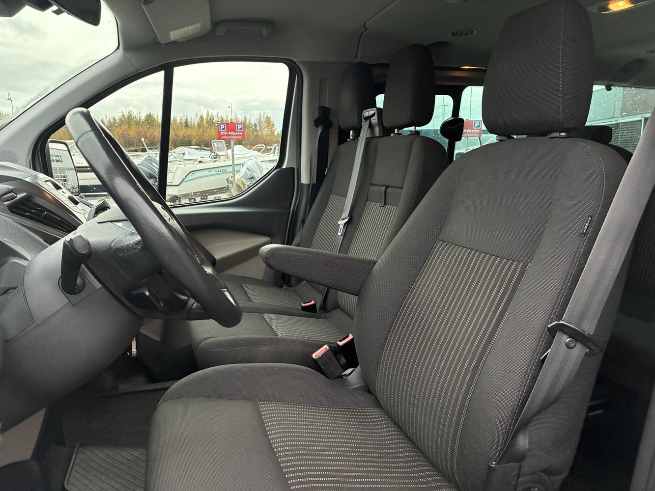 Ford Tourneo vaihtoauto