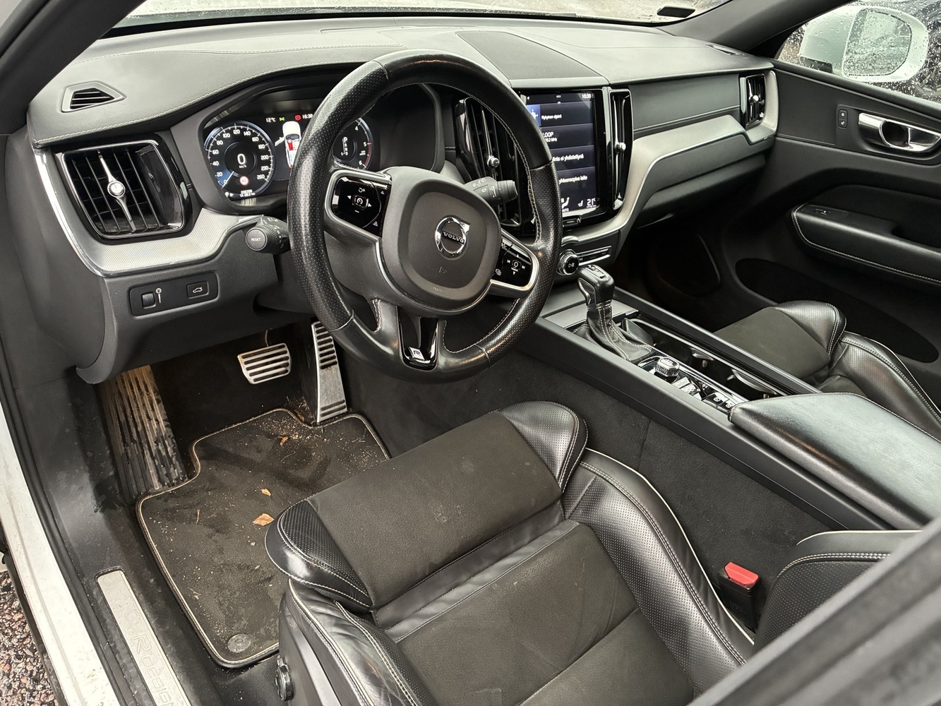 Volvo XC60 vaihtoauto