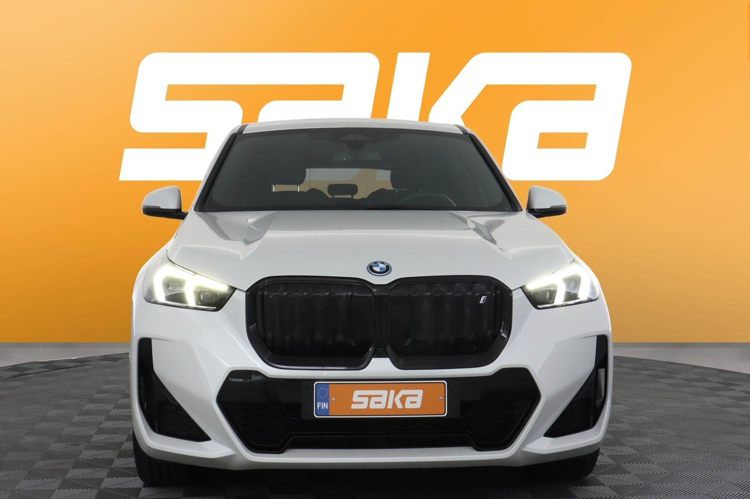 BMW iX1 vaihtoauto