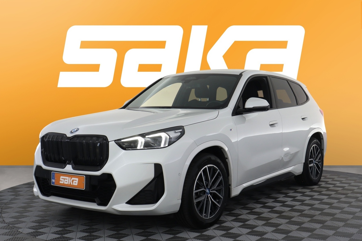 BMW iX1 vaihtoauto