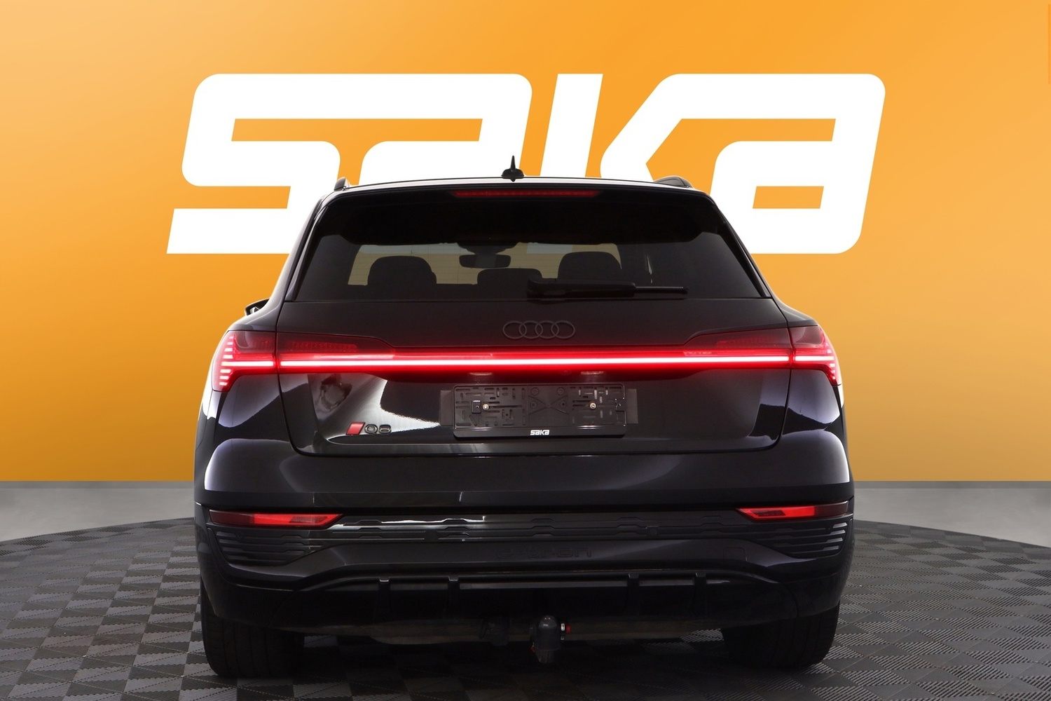 Audi Q8 e-tron vaihtoauto