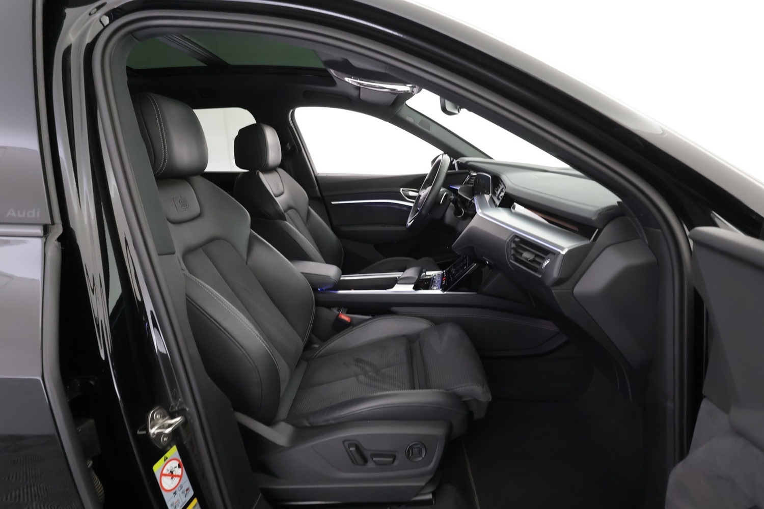 Audi Q8 e-tron vaihtoauto