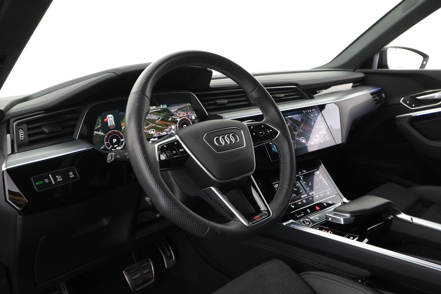 Audi Q8 e-tron vaihtoauto