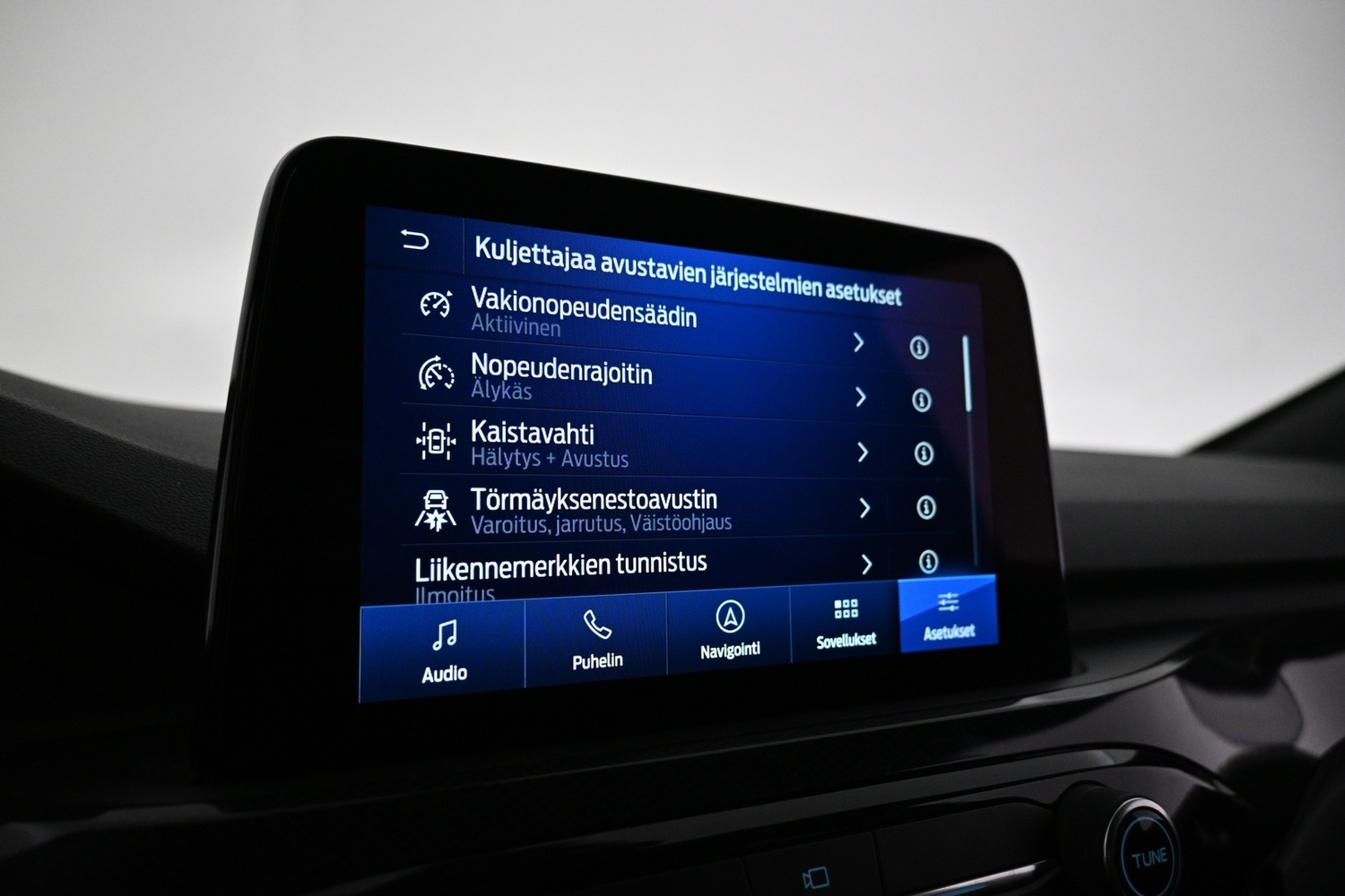 Ford Kuga vaihtoauto