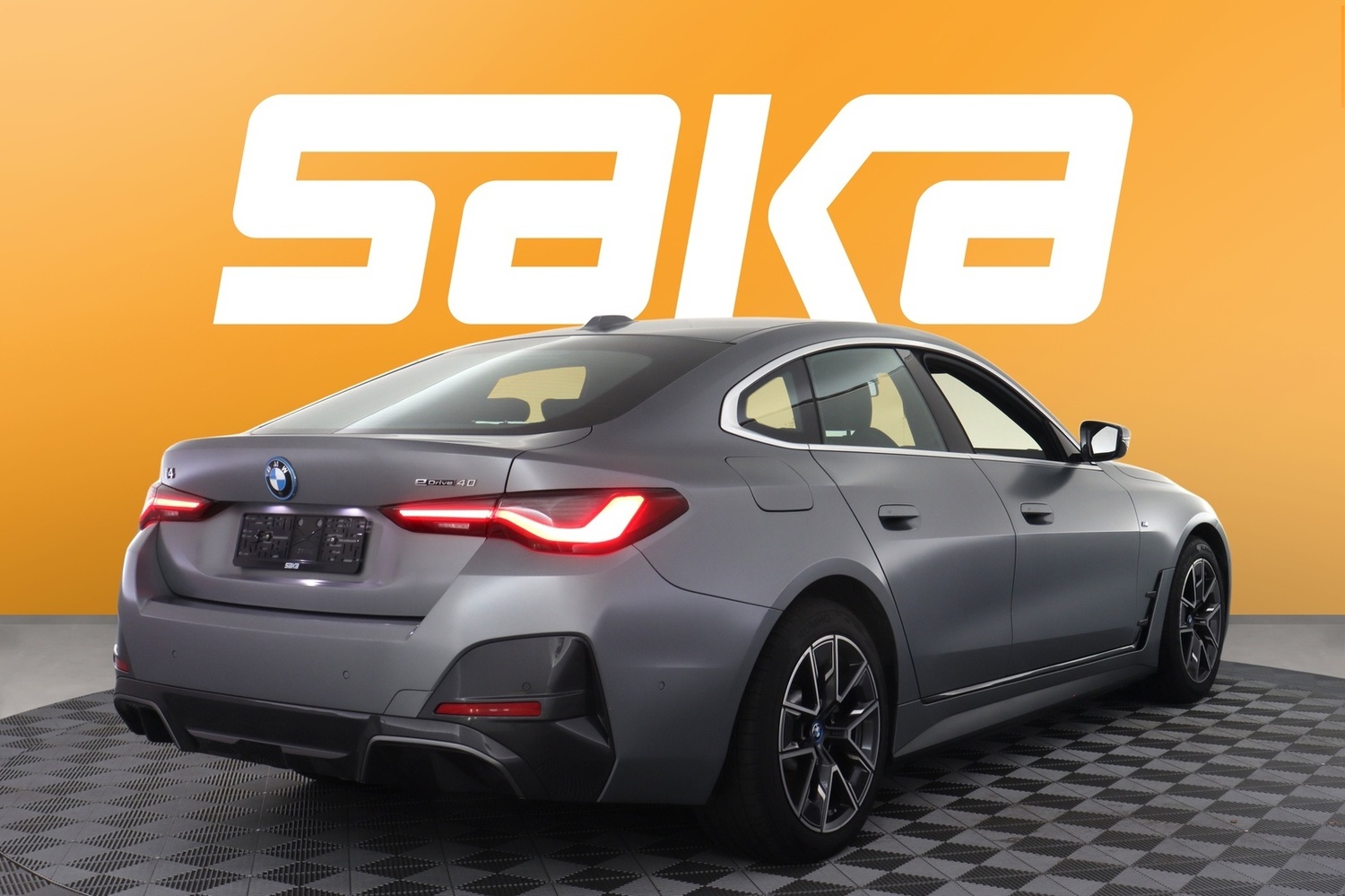 BMW i4 vaihtoauto