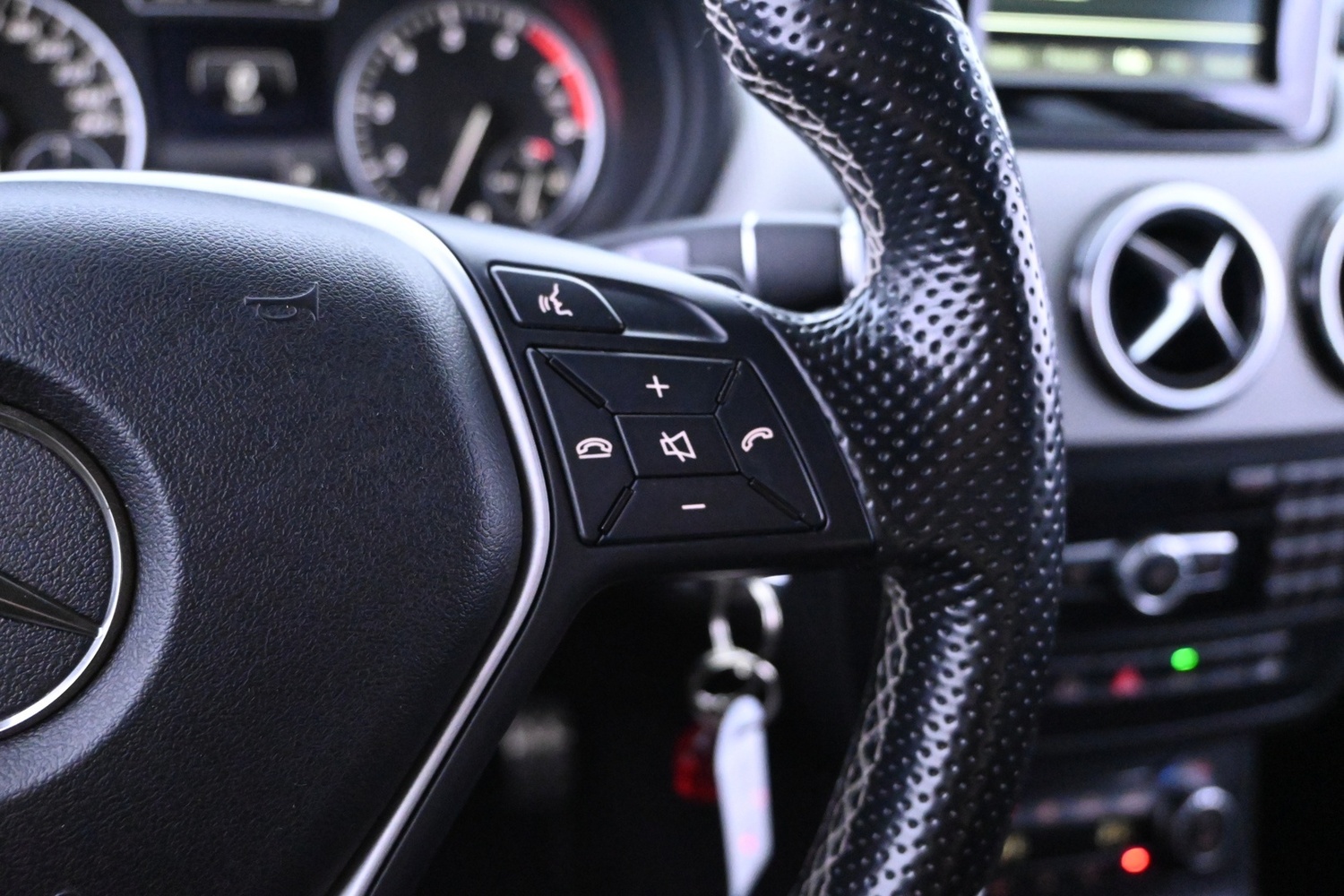 Mercedes-Benz B vaihtoauto