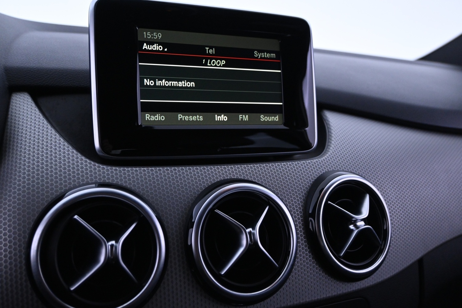 Mercedes-Benz B vaihtoauto