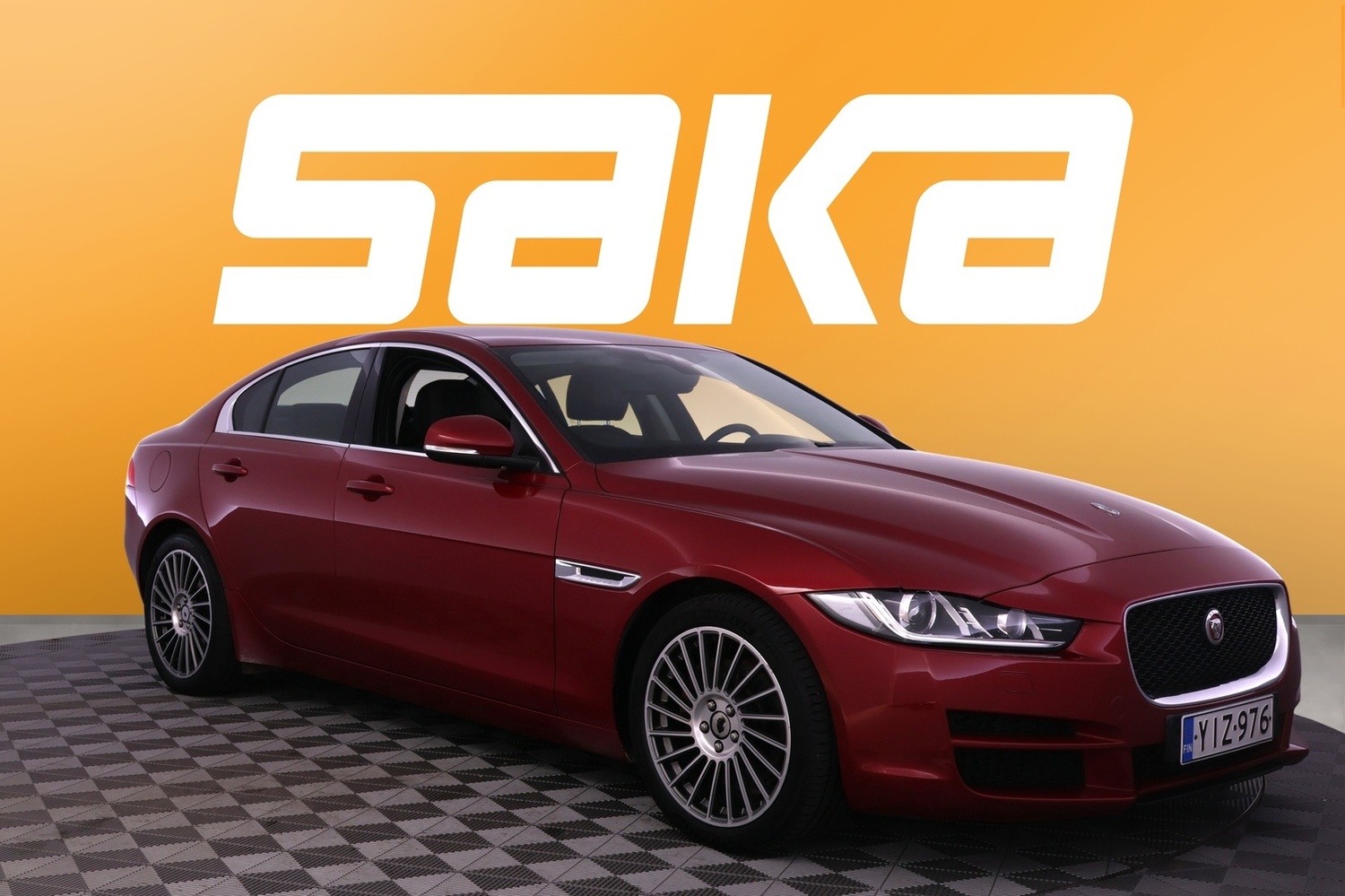 Jaguar XE vaihtoauto