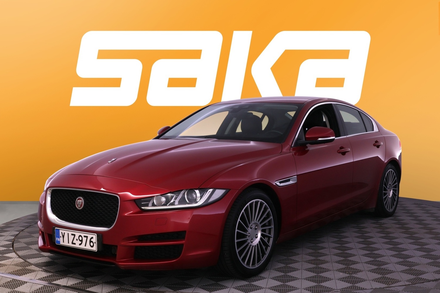 Jaguar XE vaihtoauto
