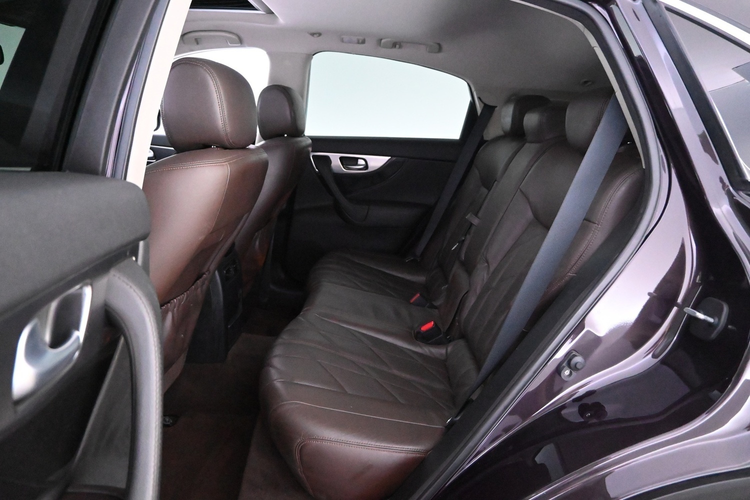 Infiniti FX30d vaihtoauto