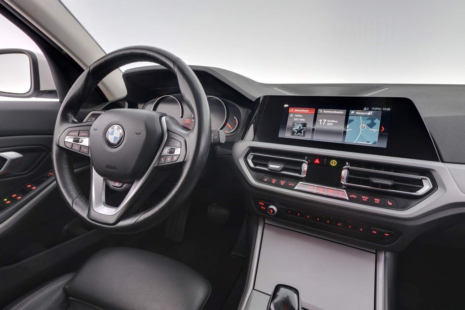 BMW 320 vaihtoauto