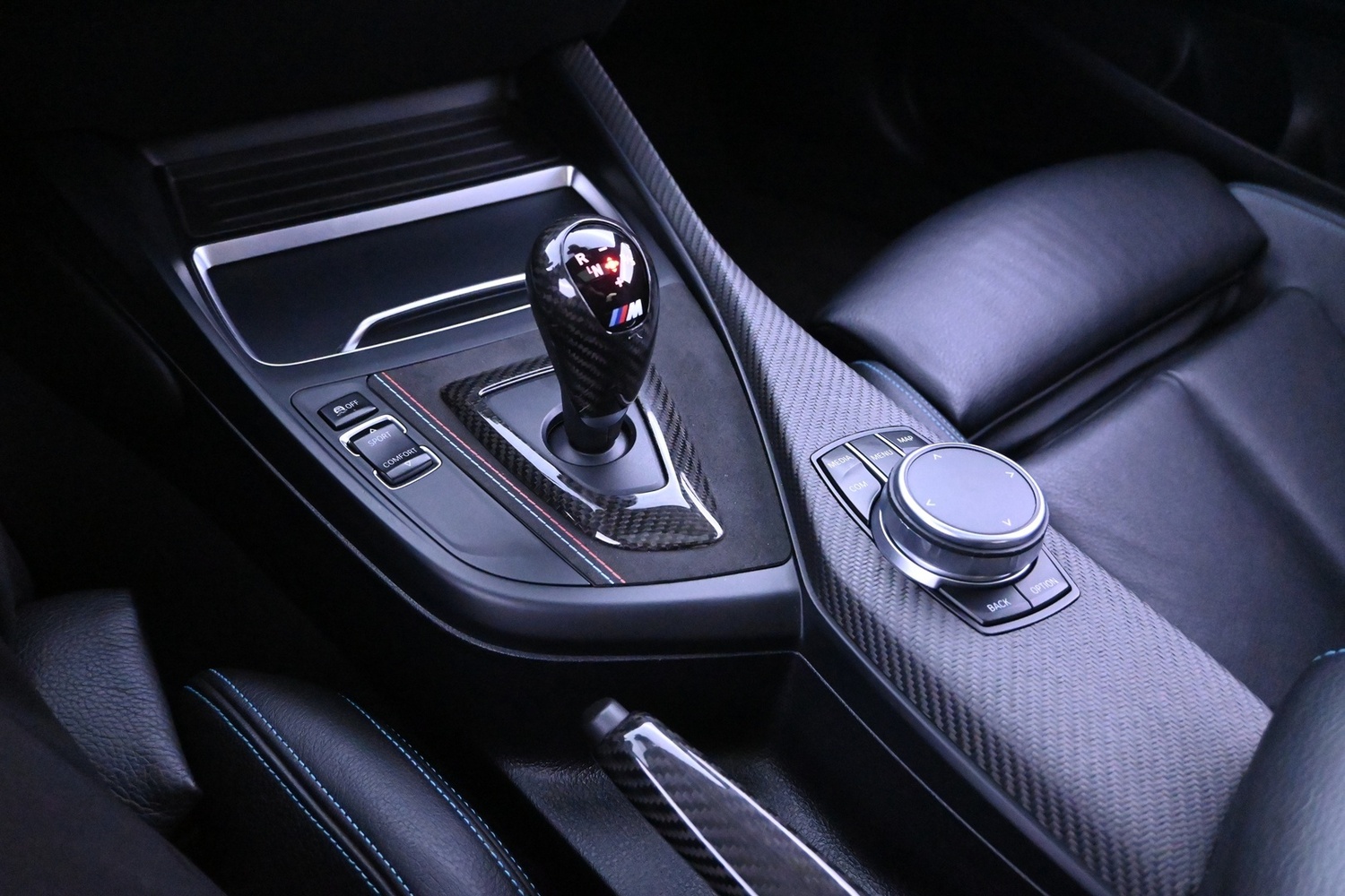 BMW M2 vaihtoauto
