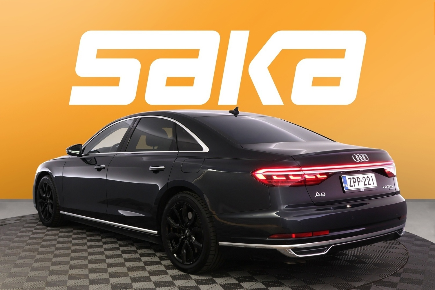 Audi A8 vaihtoauto