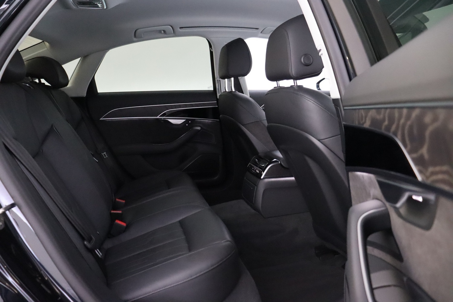 Audi A8 vaihtoauto