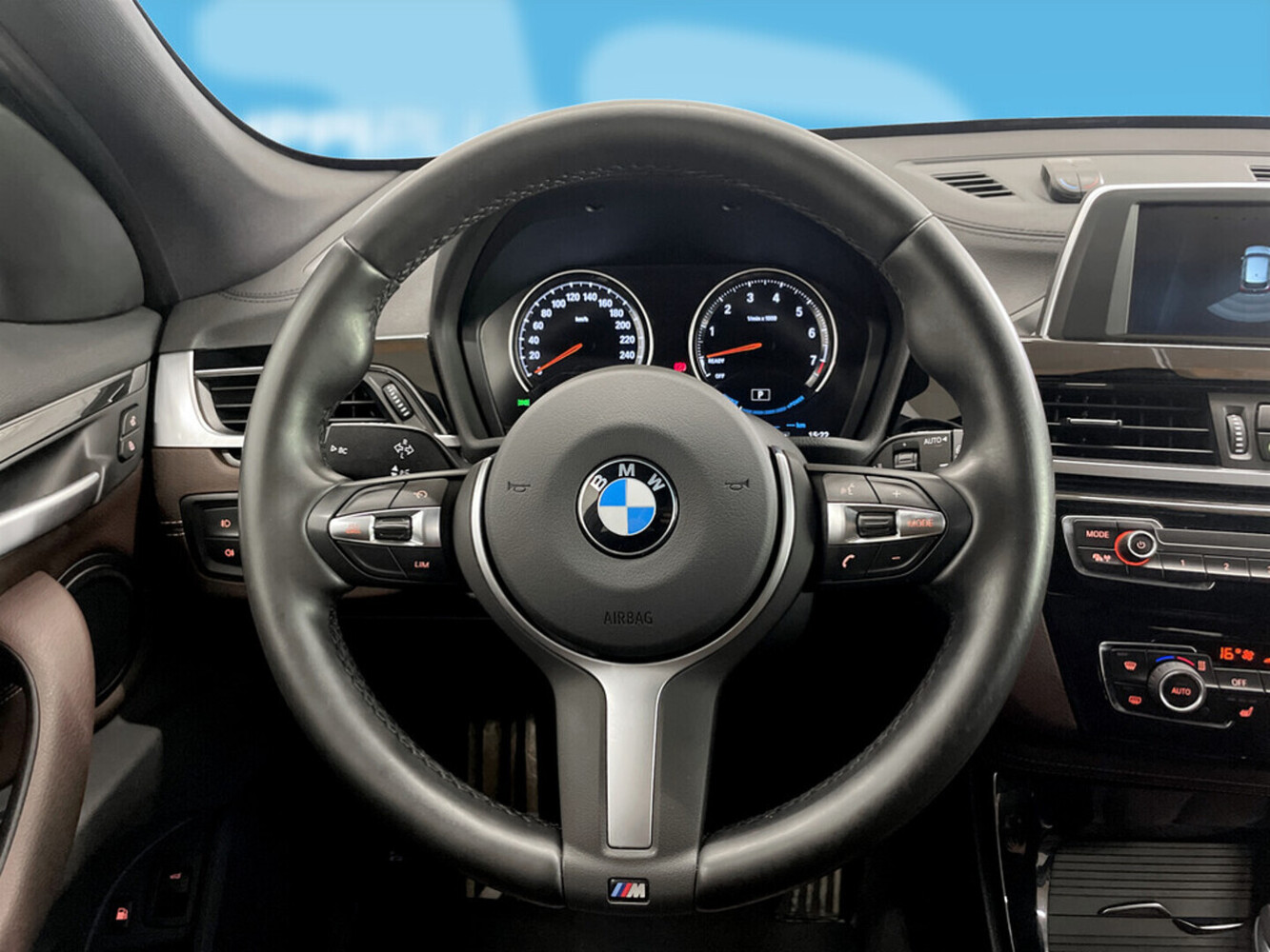 BMW X1 vaihtoauto