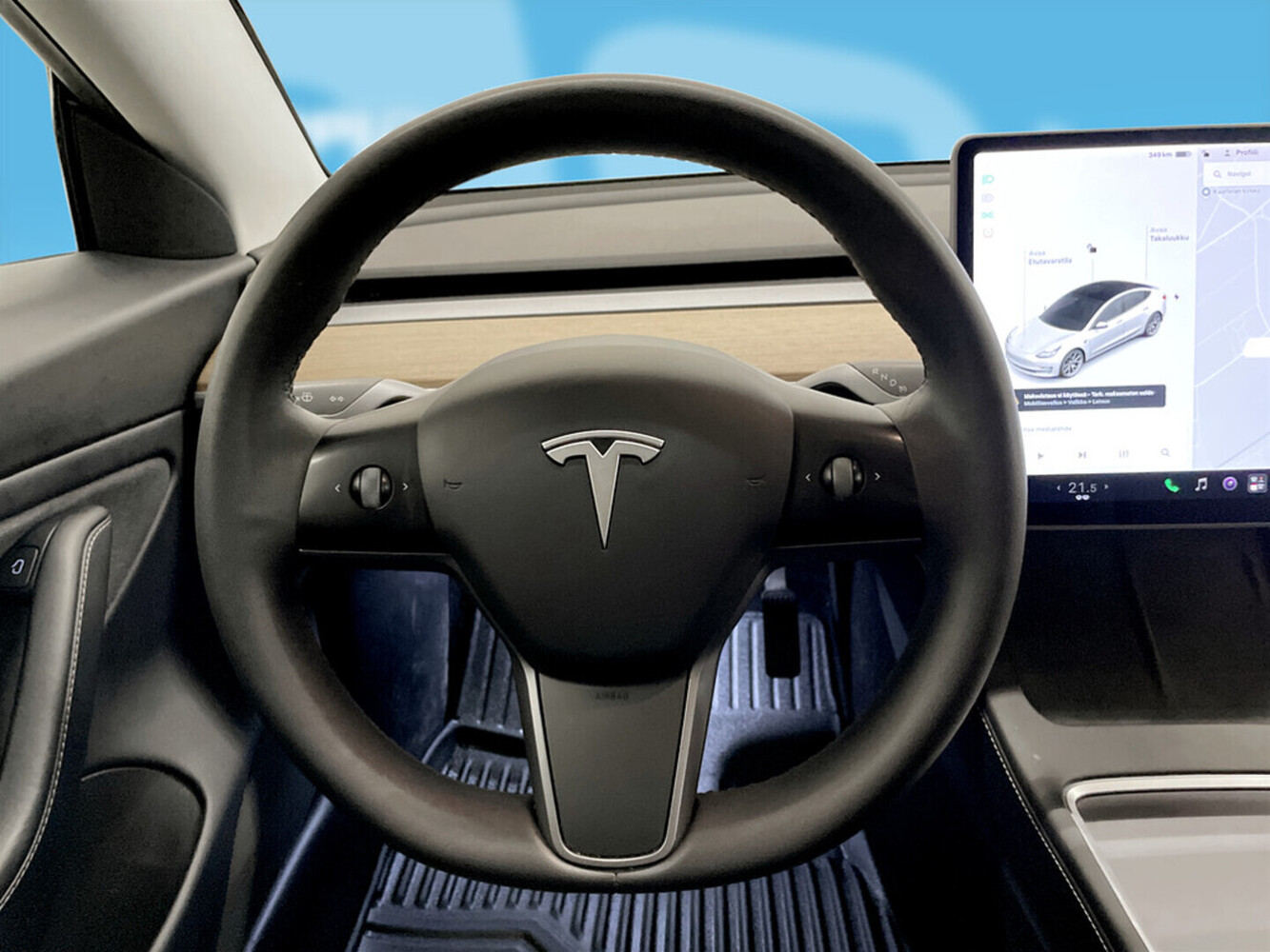 Tesla Model 3 vaihtoauto