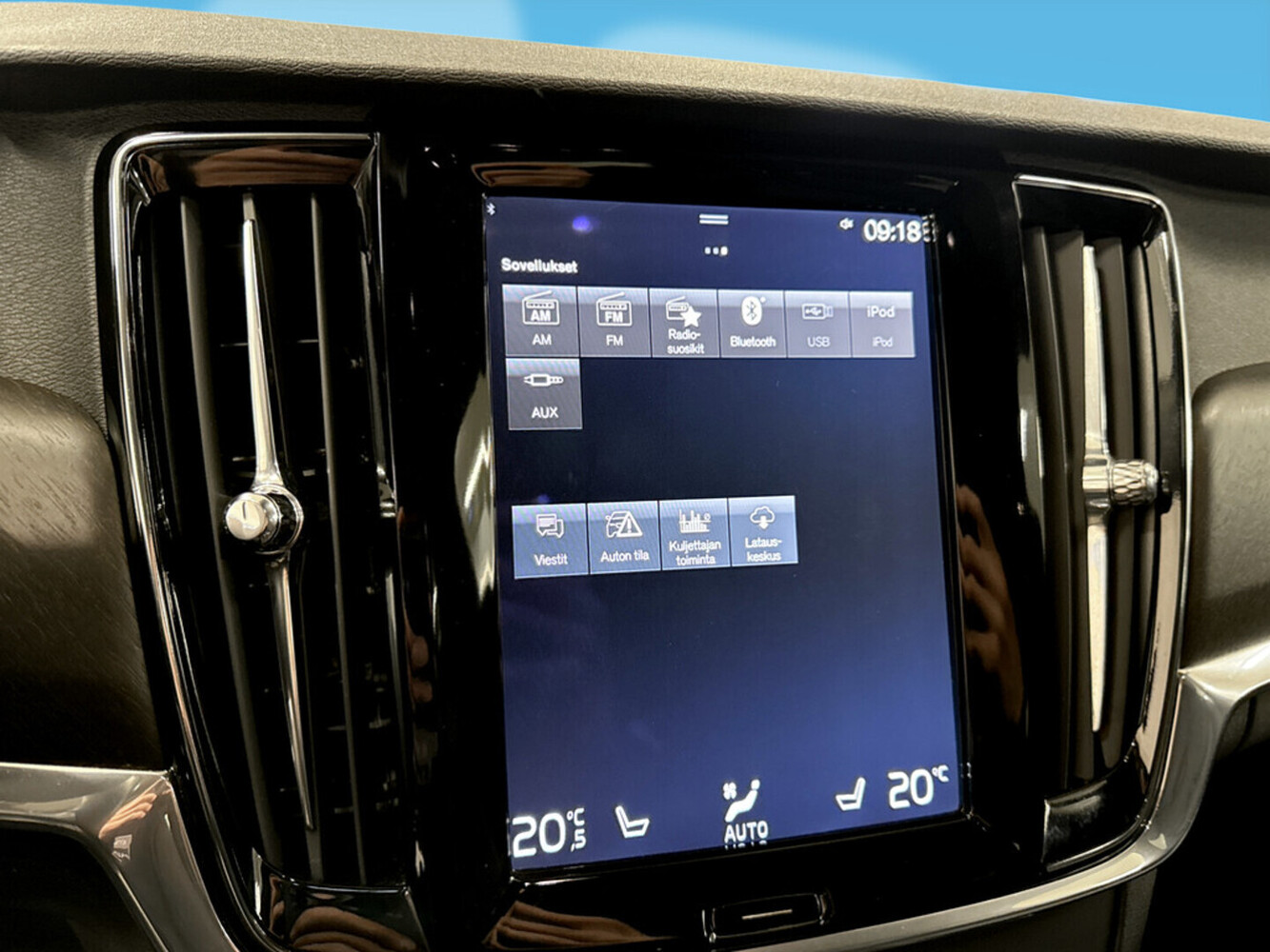 Volvo V90 Cross Country vaihtoauto