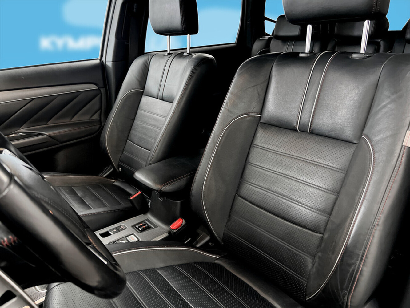 Mitsubishi Outlander PHEV vaihtoauto