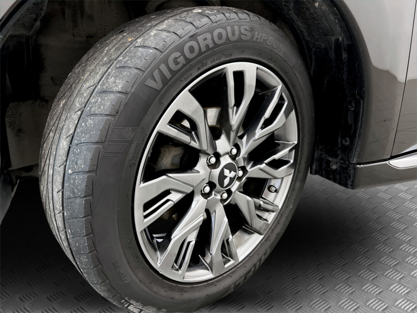 Mitsubishi Outlander PHEV vaihtoauto