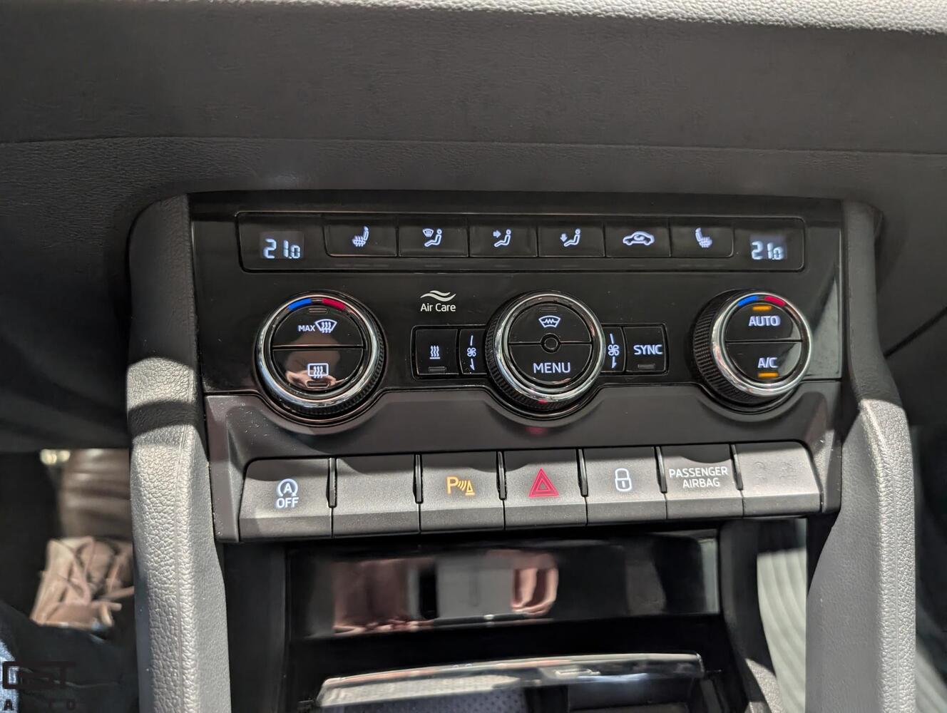Skoda Karoq vaihtoauto