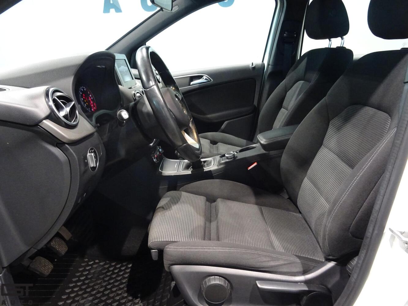 Mercedes-Benz B vaihtoauto