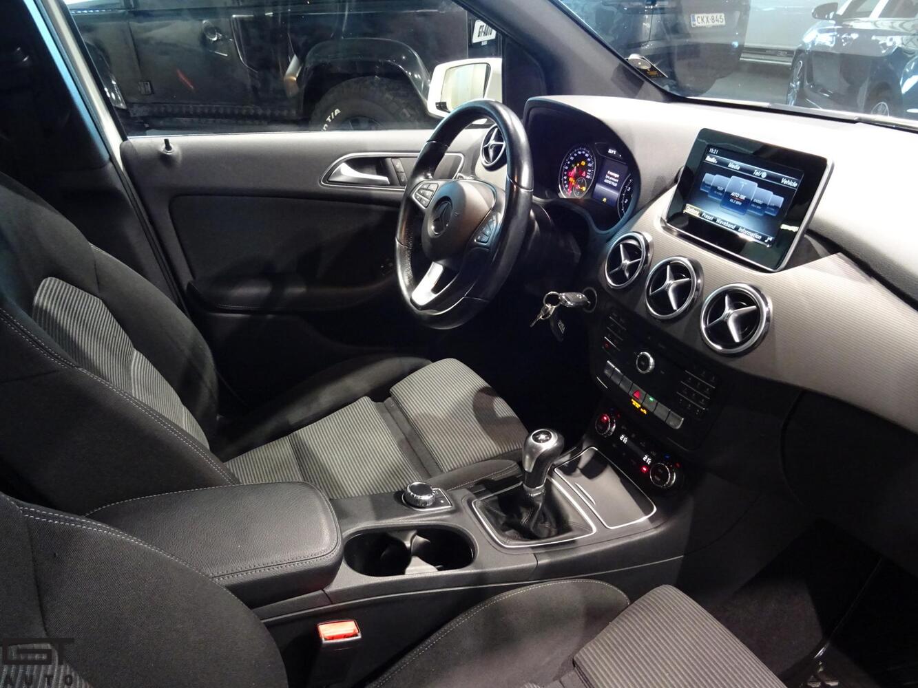 Mercedes-Benz B vaihtoauto