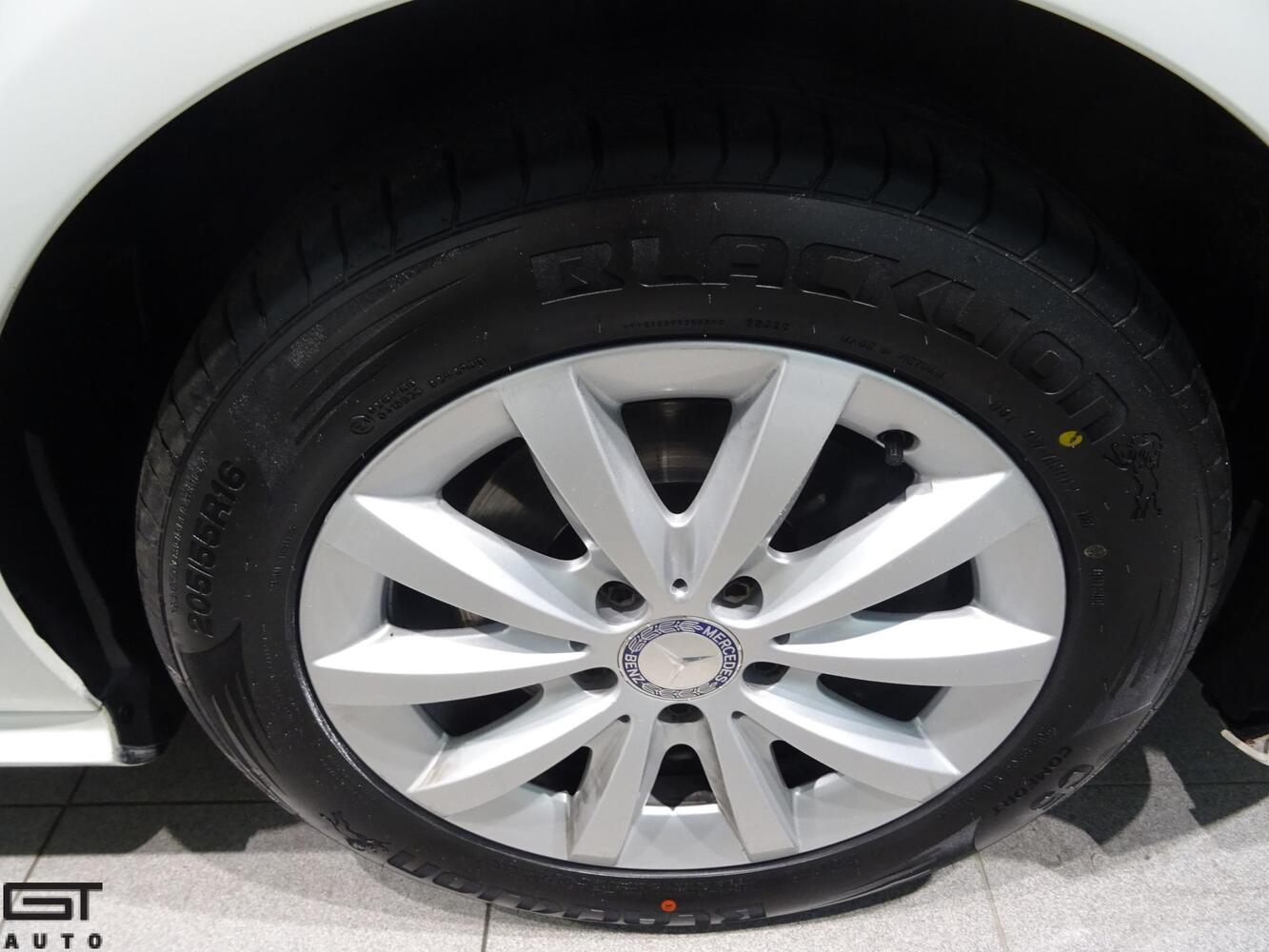 Mercedes-Benz B vaihtoauto