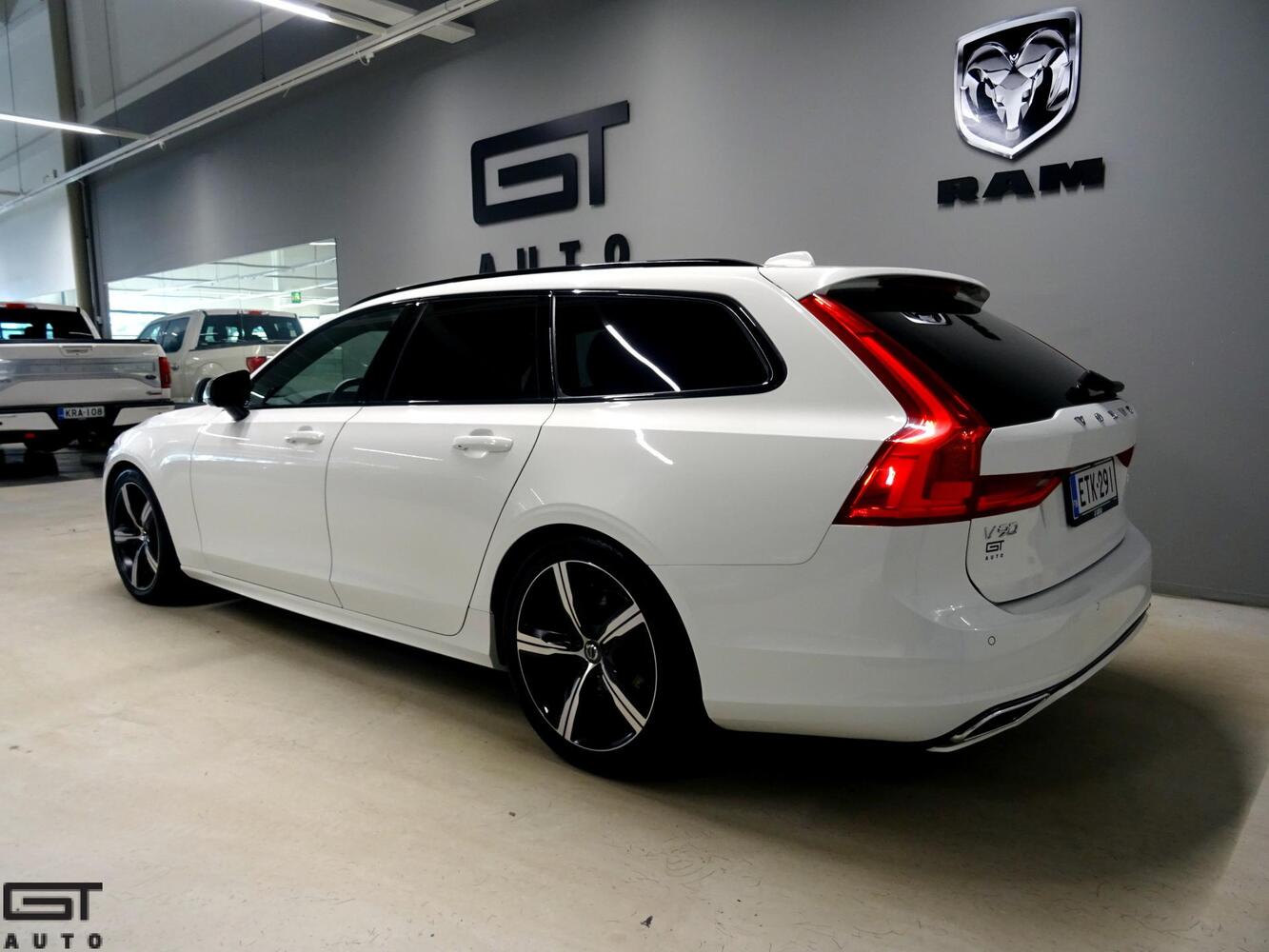 Volvo V90 vaihtoauto